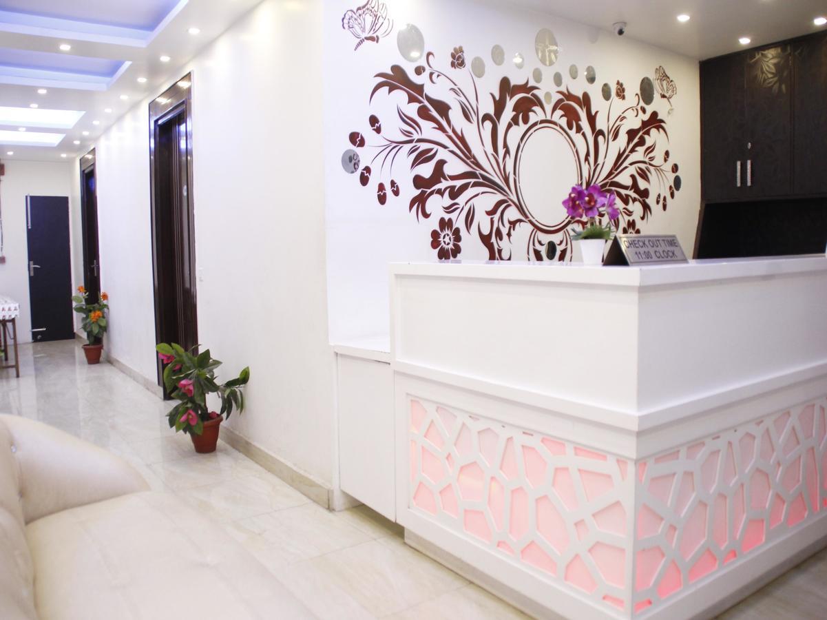 Oyo 3398 Golden Petal Hotel & Banquet